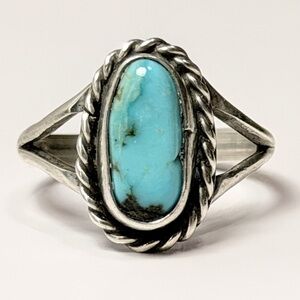 Vintage Turquoise Ring Unmarked Sterling Silver Native Style Southwestern Size 7